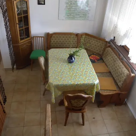 Two-bedroom In I Διαμέρισμα *